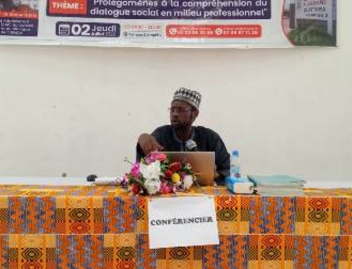 Bouaké : Le dialogue social en milieu professionnel au centre d'une conférence publique à l’Université Alassane Ouattara