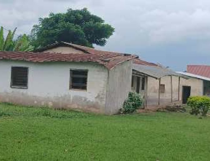 Kpapékou : Une paroisse qui prie… et qui attend d'être restaurée