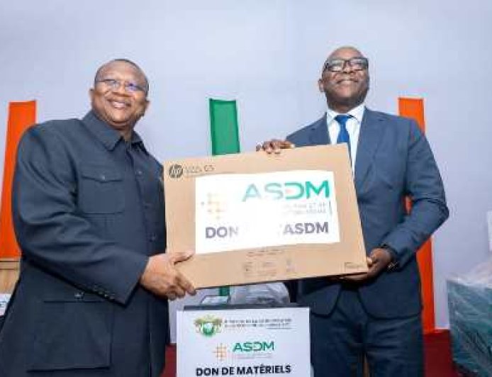 Soutien aux médias : Amadou Coulibaly équipe 12 stations de radio de proximité
