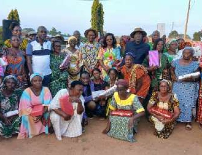 À Kpapékou, Miss Sylvie Delon rend un vibrant hommage aux parents