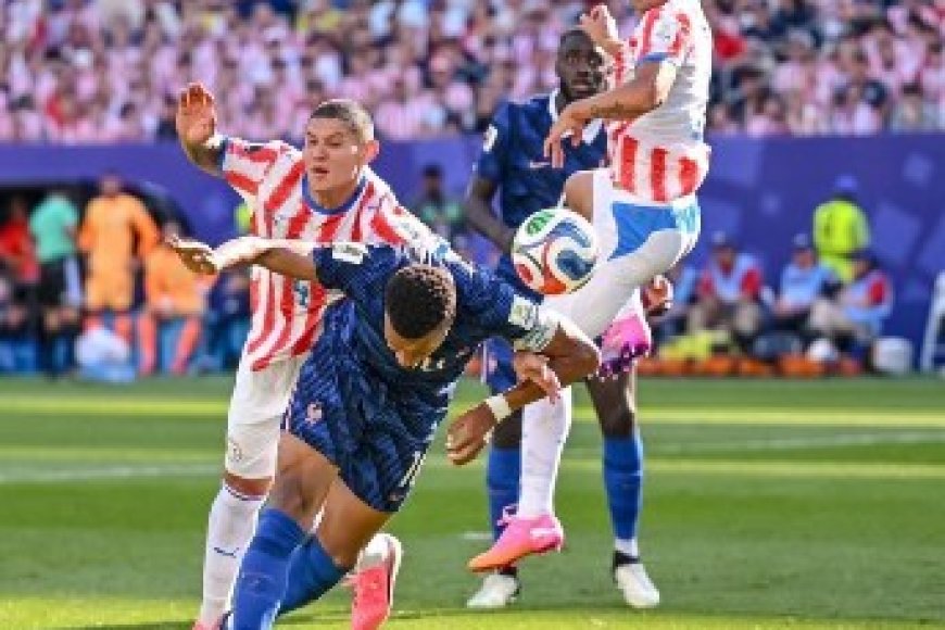 Paraguay – France : Les Bleus rejoignent le Maroc en quarts