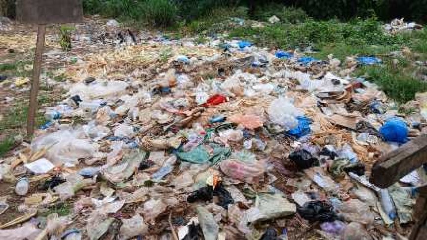 Ouragahio étouffe sous les déchets : Le cri de détresse d'une population oubliée