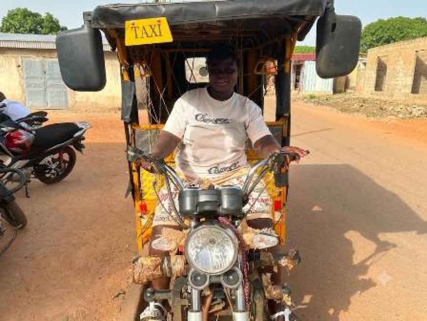 Bouna : Awa, celle qui roule contre les préjugés