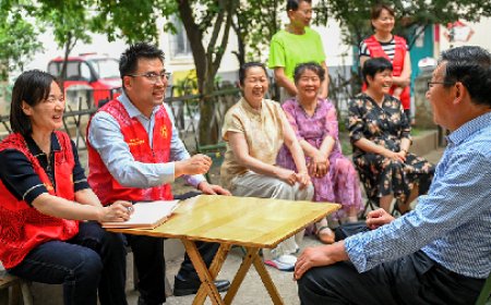 Xinhua : Xi Jinping insiste sur la consolidation et l'élargissement de la campagne sur une vision juste des mérites politiques