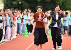 Xi Jinping présente ses vœux pour la Journée des enseignants et appelle à former une jeunesse compétente pour le renouveau national