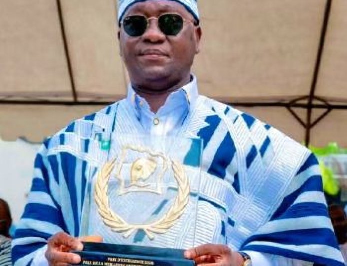 Zouan-Hounien en fête : Alfred Deba acclamé par les siens après un sacre national