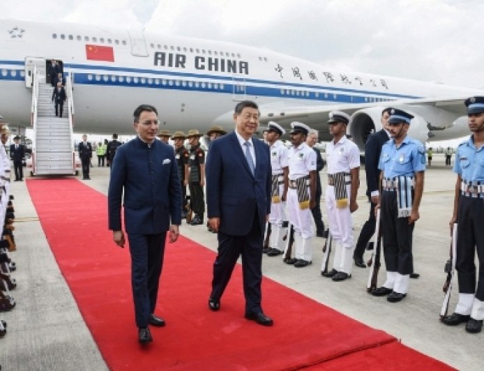 Xi affirme que les pays des BRICS doivent se ranger résolument du bon côté de l'histoire