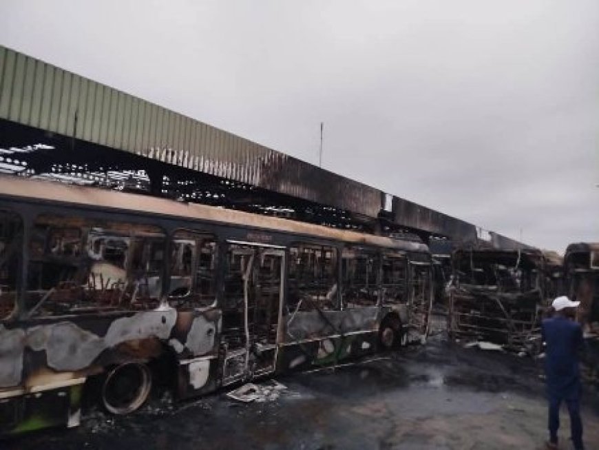 4 milliards partis en fumée : Voici ceux qui paient la facture quand un bus de la SOTRA brûle