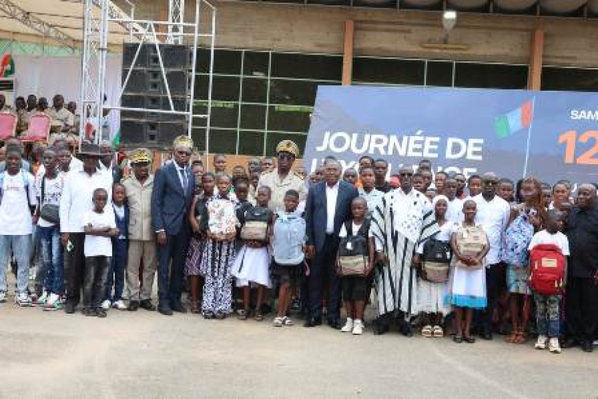 District des Montagnes : Vagondo Diomandé récompense 127 champions de l’excellence scolaire
