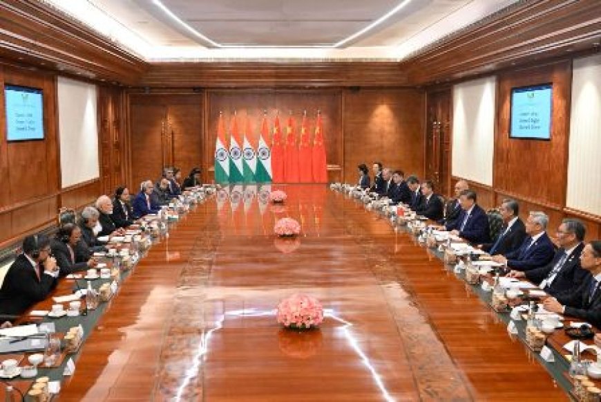 Xi et Modi mènent un échange de vues approfondi et conviennent que la Chine et l'Inde doivent être des partenaires