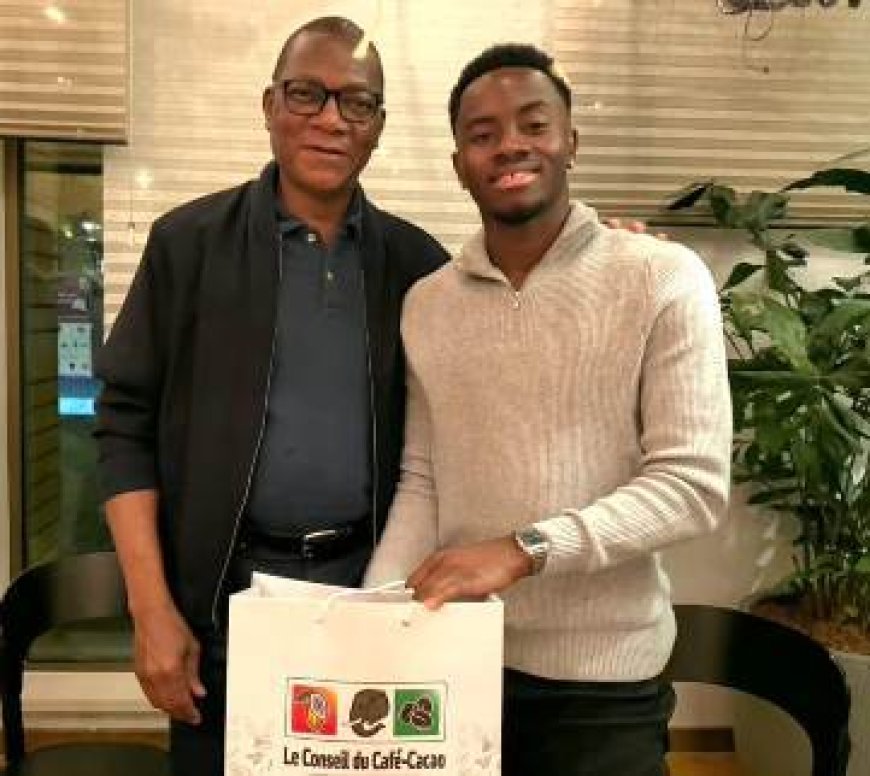 Partenariat stratégique : Bruno Koné associe Simon Adingra à la promotion du Cacao Ivoirien