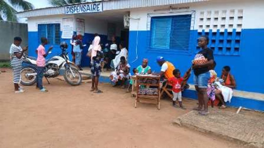 Ouragahio–Kpapékou : L’ONG UFDCEM sensibilise sur la CMU et offre une deuxième chance aux jeunes
