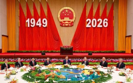 Xi Jinping appelle à une confiance inébranlable et à avancer d'un pas assuré au service du renouveau national de la Chine