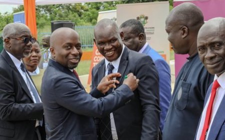 Journée mondiale des enseignants : La Côte d’Ivoire décerne 37 médailles du mérite à ses formateurs à Yamoussoukro