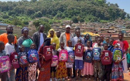 MAN : Agir ensemble pour man distribue plus de 1 000 kits scolaires aux enfants démunis
