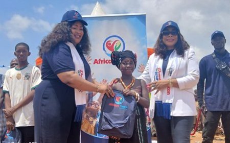 Abengourou : 500 kits scolaires offerts aux élèves du Groupe scolaire Boko Kouao Eugène