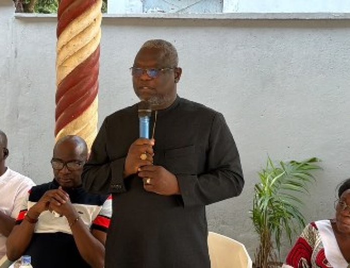 RHDP à Attécoubé Rive Droite : Moussa Kader DOGONI passe le relais à l’Honorable Bruce YAO sur un bilan salué