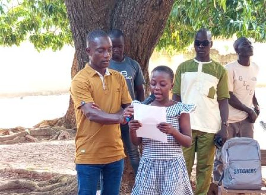 Sinématiali : L’OIA offre 40 kits scolaires à des élèves vulnérables
